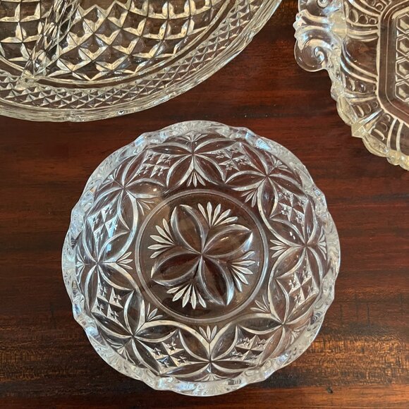 Vintage Glass Relish Jelly Butter Trinket Soap Candy  Cottagecore Grannycore - Picture 6 of 6